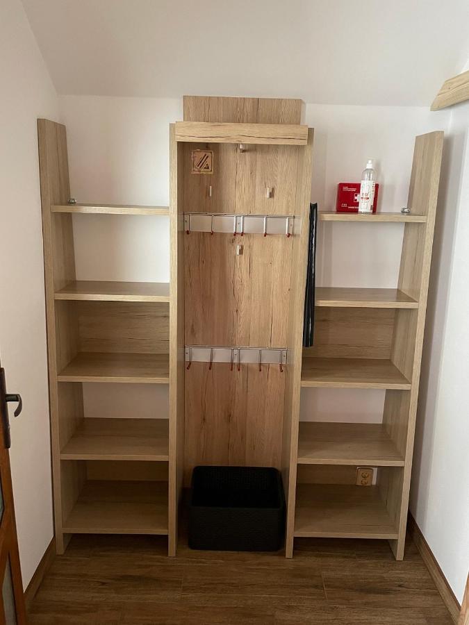 Garage Harrachov Apartment Bagian luar foto